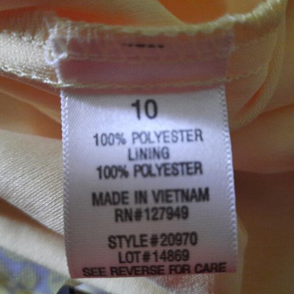 EMMA & MICHELE Yellow Floral Maxi Dress Sz 10 Summer Beach Vacay Flowy Boho - Picture 10 of 11